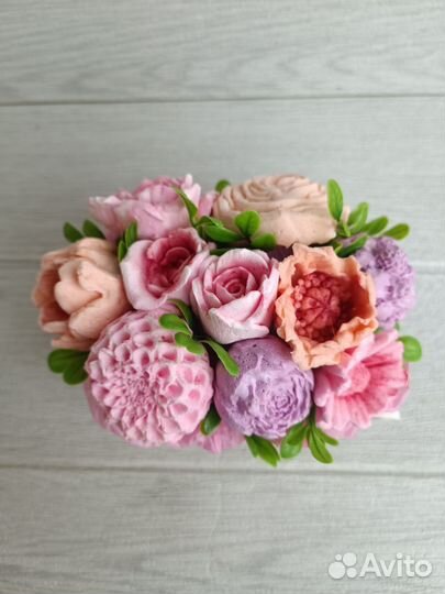 Букет из съедобных цветов