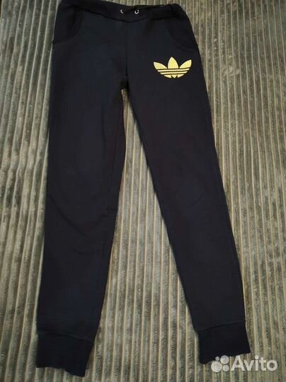 Костюм спортивный