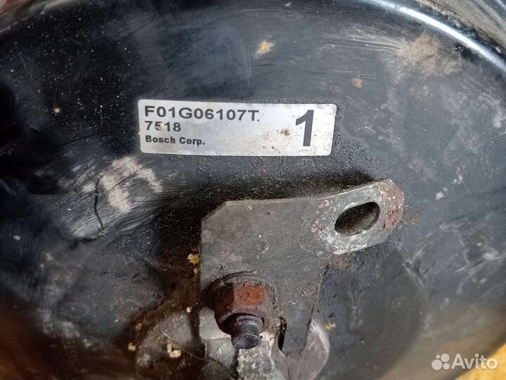 Вакуумник Mitsubishi Outlander 1