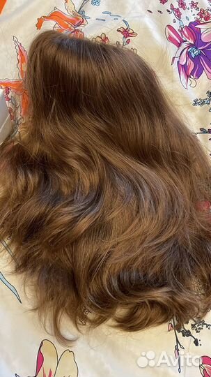 Парик из натуральных волос (новый)
