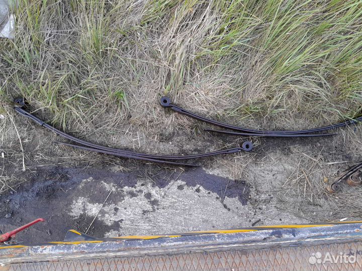 Рессоры задние Мерседес т1 207д