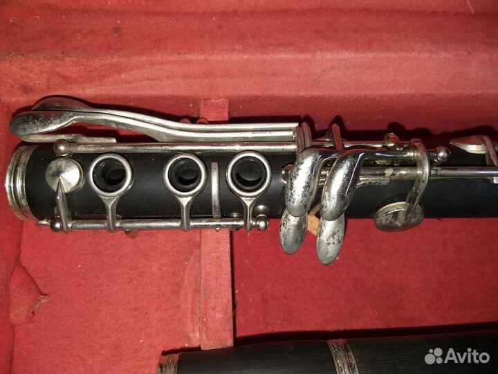 Продаю кларнет invotone