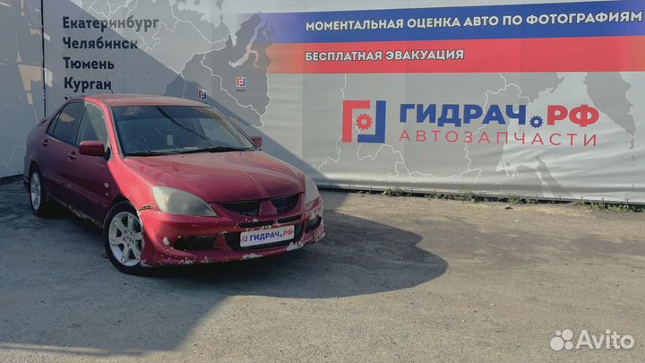 Накладка декоративная торпедо центральная Mitsubishi Lancer 9 (CS) MN177707HA