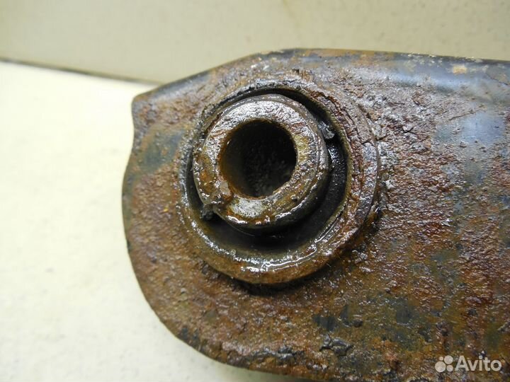 Рычаг задний поперечный Kuga 2008-2012