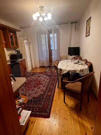 3-к. квартира, 110,1 м², 1/6 эт.