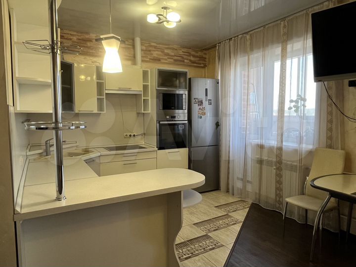 2-к. квартира, 52,5 м², 9/9 эт.