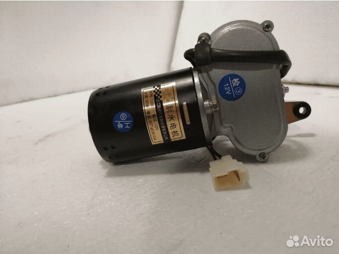 Мотор стеклоочистителя 12V