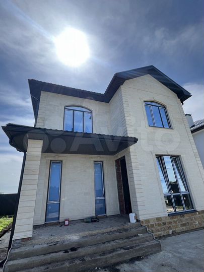 Дом 145 м² на участке 4 сот.