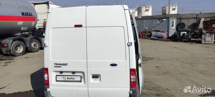 Ford Transit цельнометаллический, 2013