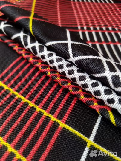 Отрезы тканей новые разные