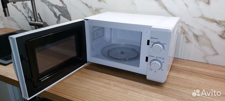 Микроволновая печь Comfee