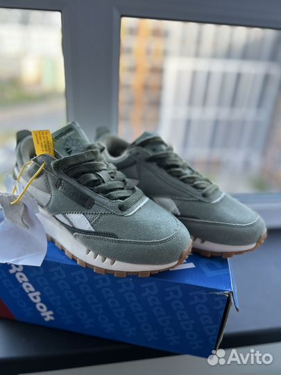 Кроссовки reebok женские