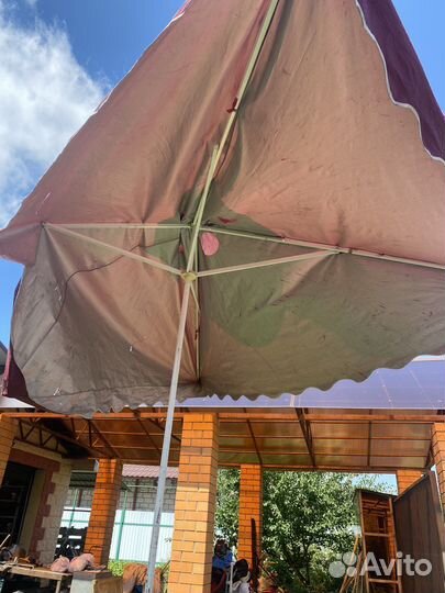 Зонт садовый большой, требует ремонта