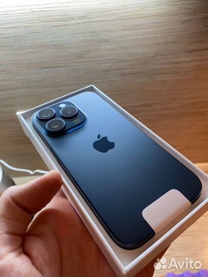 iPhone 15 Pro, 128 ГБ