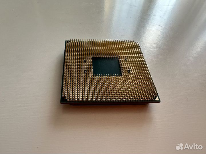 AMD Ryzen 7 3700X с кулером