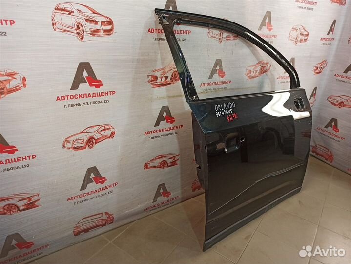 Дверь передняя правая Chevrolet Orlando