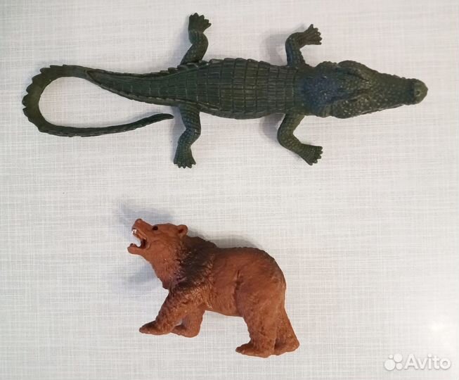 Игрушки Динозавры, Медведь, Крокодил б/у поштучно