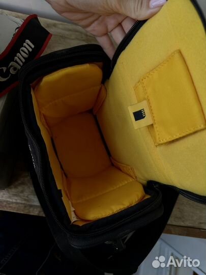 Зеркальный фотоаппарат