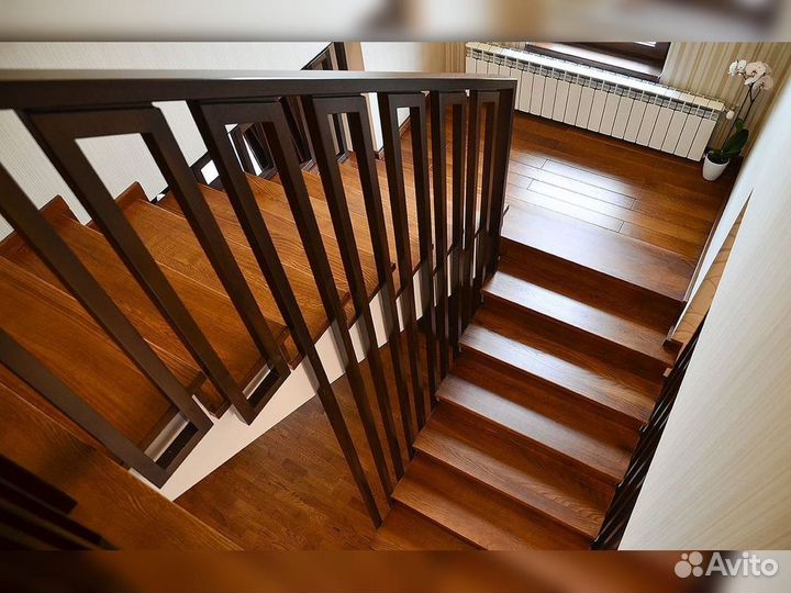 Ступени для лестниц и другие комплектующие О