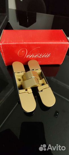 Скрытые дверные петли Venezia (Italy)