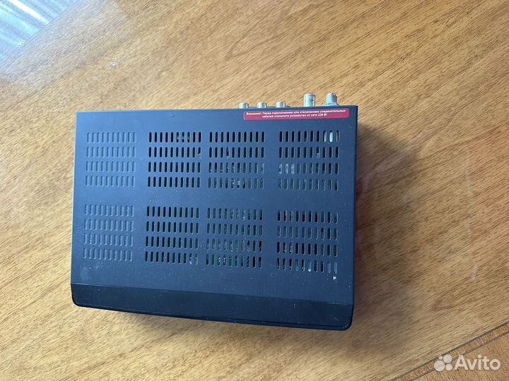 Спутниковый ресивер Humax