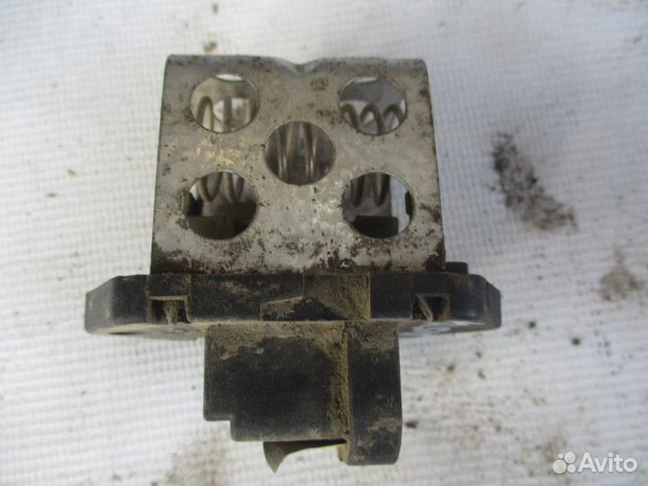 Резистор печки Renault Duster 1 HS