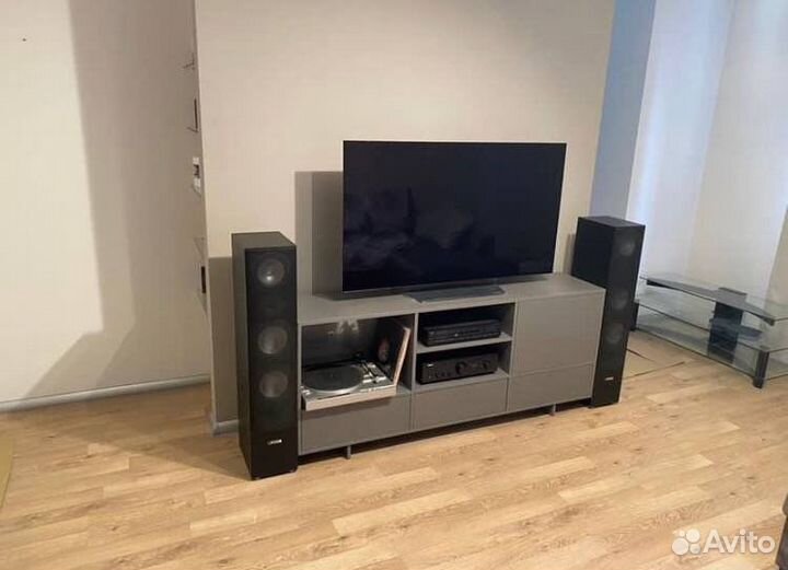 Тумба под телевизор