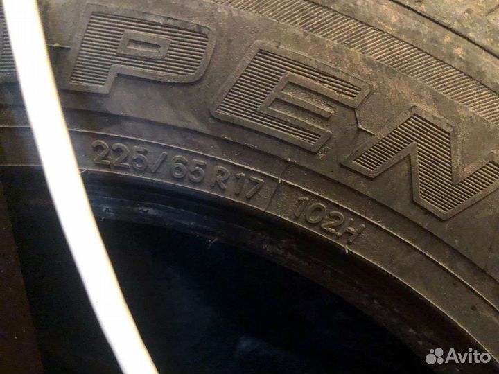 Pirelli Carrier 225/65 R17