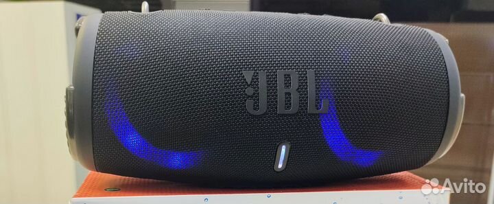 Блютуз колонка JBL