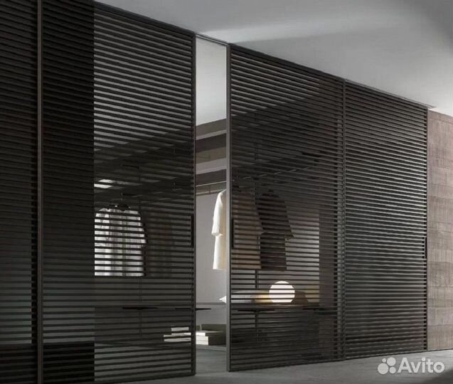 Раздвижные перегородки в гардеробную, шкаф