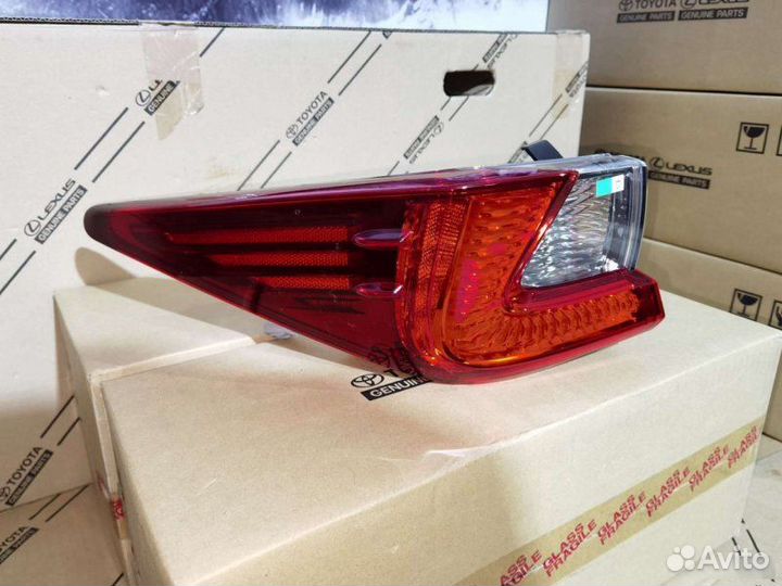 Фонарь задний левый Lexus Rc