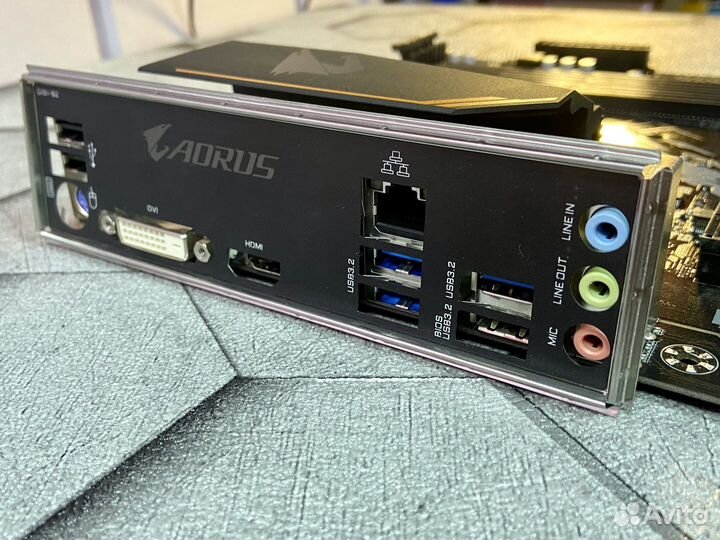 Материнская плата AM4 Gigabyte aorus A520M