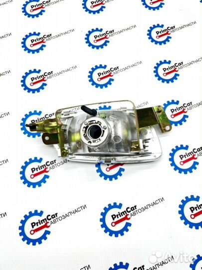 Фара противотуманная левая Mitsubishi Pajero V63W