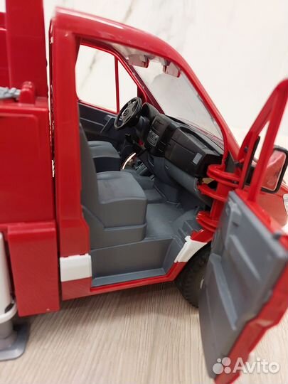 Пожарная машина Bruder Sprinter