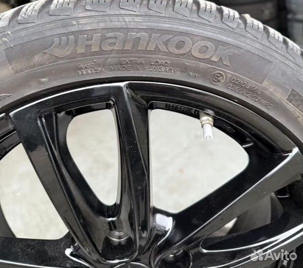 Комплект зимних колес Kia 225/45/17