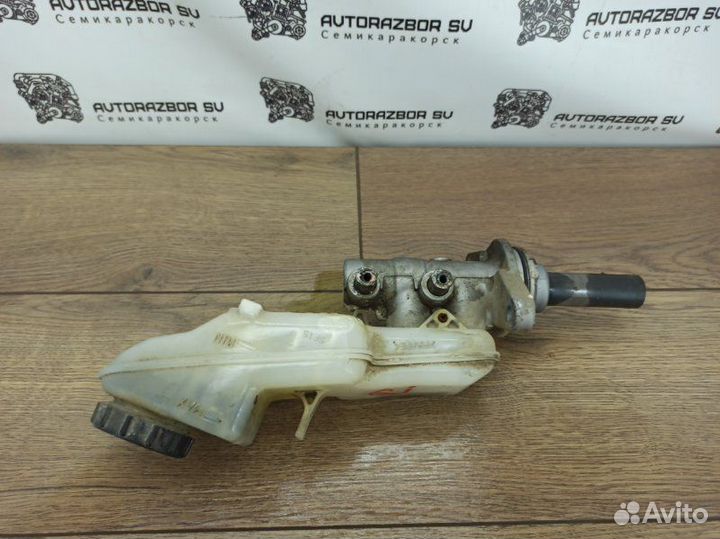 Главный тормозной цилиндр Mazda 6 Gj седан PY 2.5