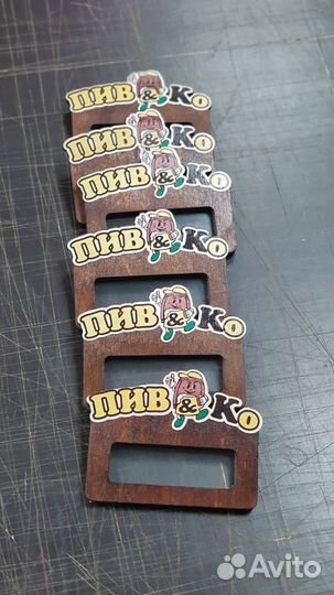 Бейдж металлический