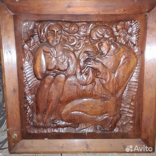 Антикварные деревянные панно