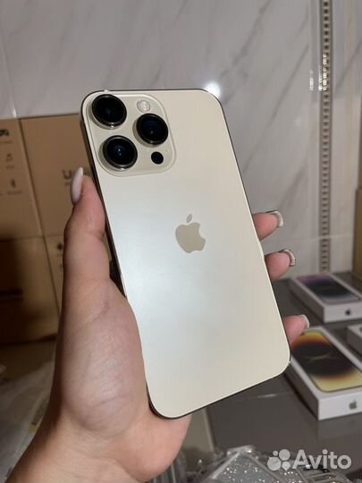 iPhone Xr в корпусе 14 pro