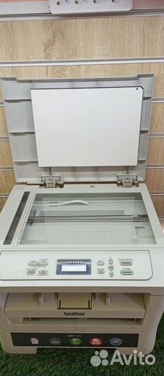 Мфу Brother DCP-7055R