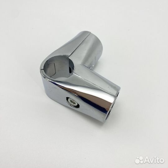 Зажим угловой для труб в 4-х направлениях d32мм