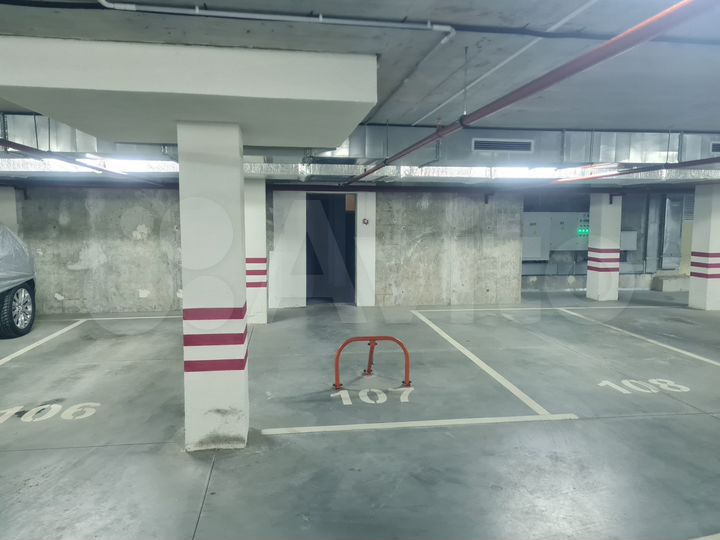 Машиноместо, 13 м²