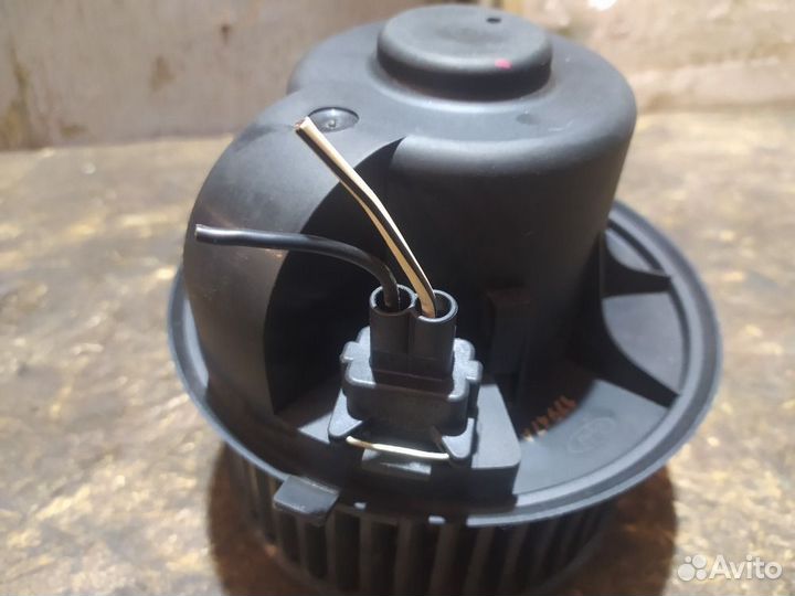 Моторчик отопителя Ford Mondeo I (1993—1996) 1, I, FD