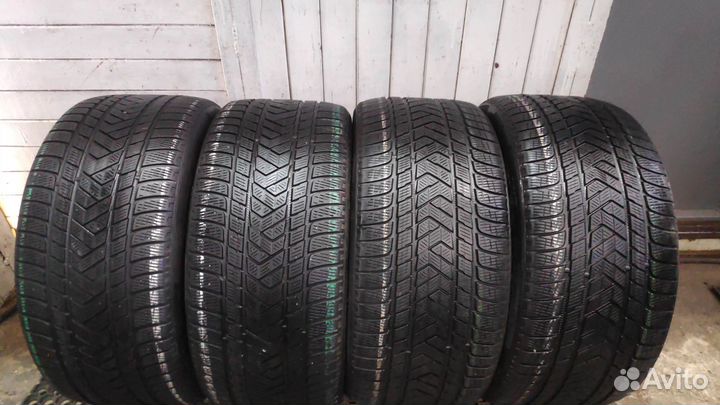 Pirelli Scorpion Winter 285/35 R22 106V
