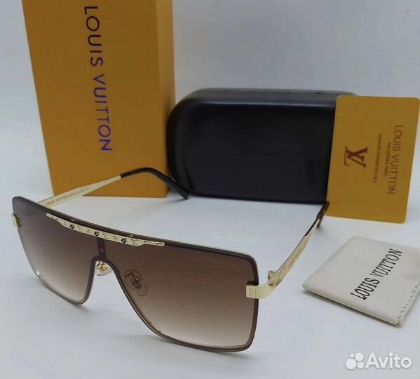 Солнцезащитные очки женские