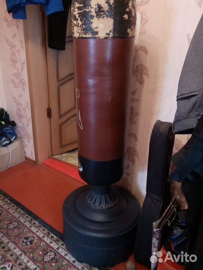 Боксерская груша напольная