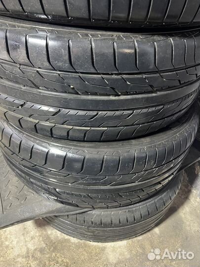 Toyo DRB 215/50 R17