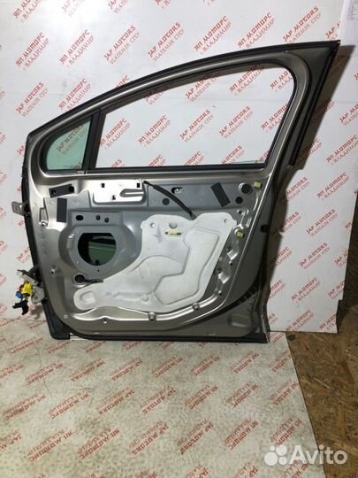 Дверь боковая передняя правая Peugeot 3008 хэтчбек