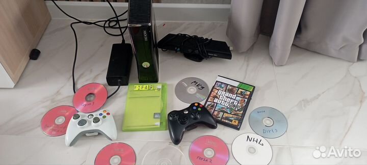 Xbox 360 s прошитый с играми