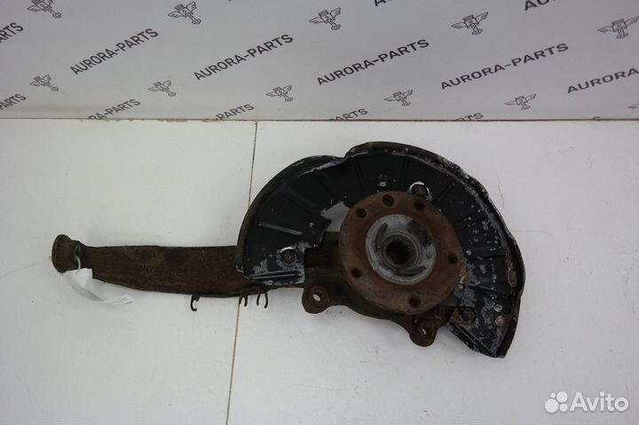 Кулак поворотный audi Q7 2009-2015